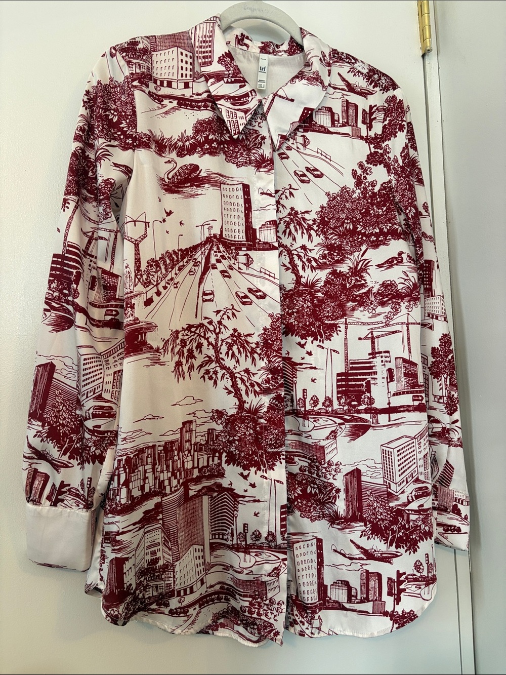Zara Toile Burgundy & Ivory silky Button-Up Blouse